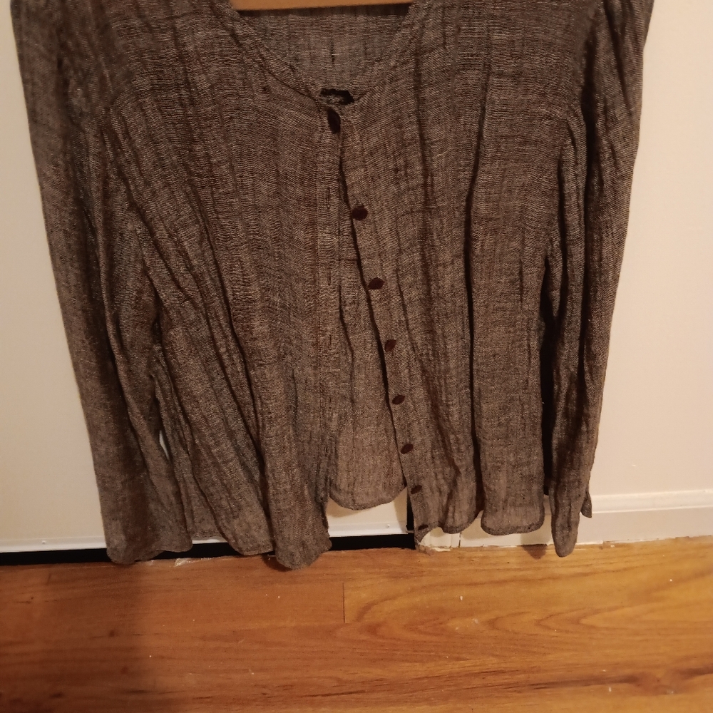 Women's pleated style top